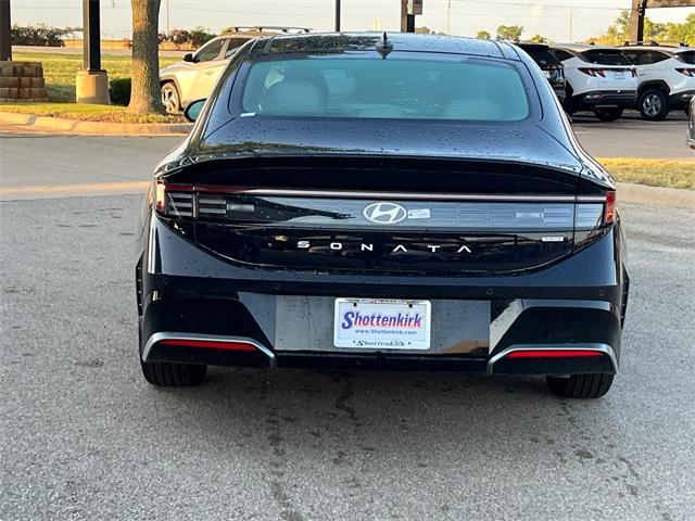 new 2024 Hyundai Sonata Hybrid car, priced at $34,228