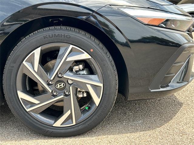 new 2025 Hyundai Elantra car, priced at $22,339