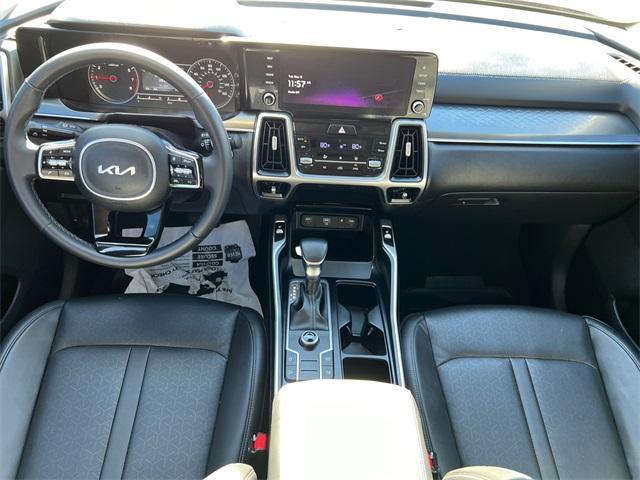 used 2023 Kia Sorento car, priced at $28,514