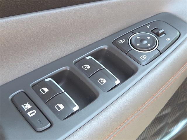 used 2020 Hyundai Santa Fe car, priced at $19,524