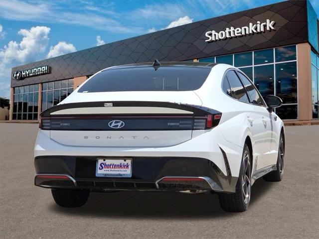 new 2025 Hyundai Sonata car, priced at $30,401