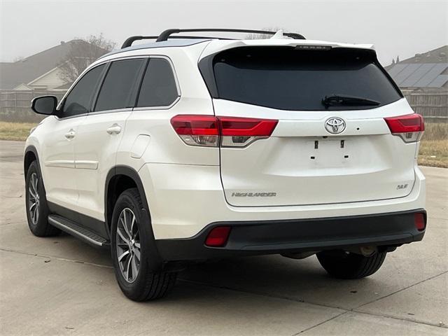 used 2019 Toyota Highlander car, priced at $20,978