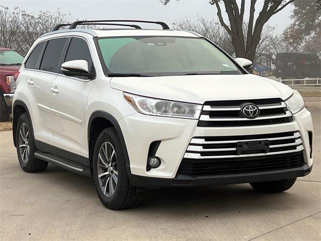 used 2019 Toyota Highlander car, priced at $20,978