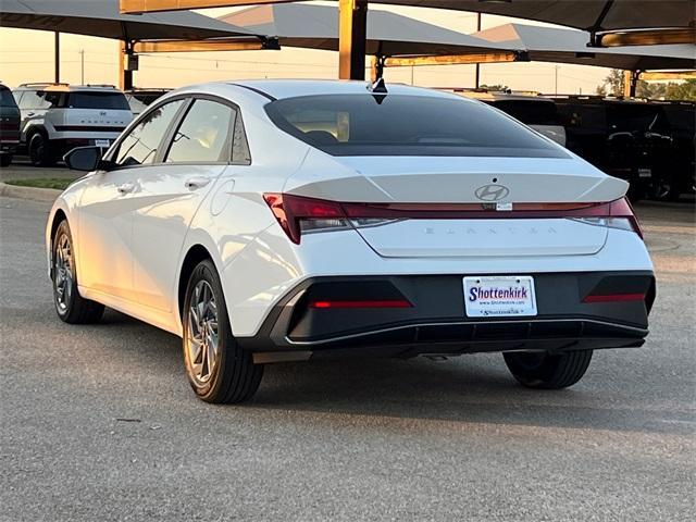 new 2024 Hyundai Elantra car, priced at $21,883