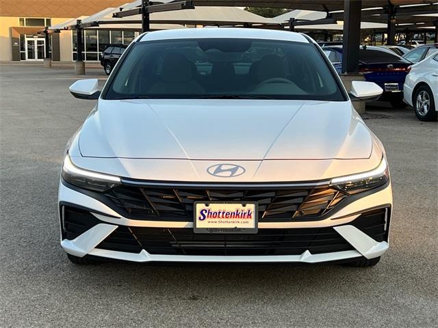 new 2024 Hyundai Elantra car, priced at $21,883