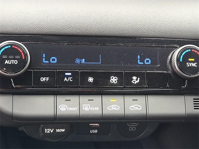 new 2025 Hyundai Elantra car, priced at $23,052