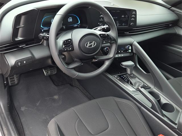 new 2025 Hyundai Elantra car, priced at $23,052