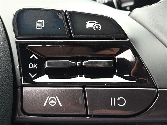 new 2025 Hyundai Elantra car, priced at $23,052