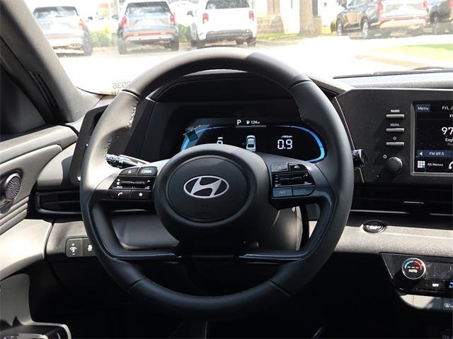new 2025 Hyundai Elantra car, priced at $22,576