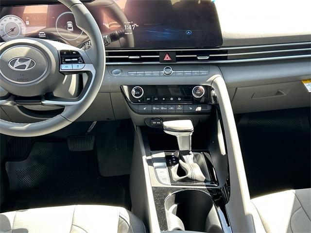 new 2025 Hyundai Elantra car, priced at $24,619