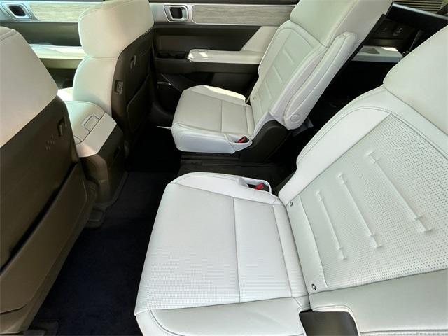 new 2025 Hyundai Santa Fe car, priced at $44,385