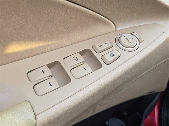 used 2013 Hyundai Sonata car, priced at $9,784