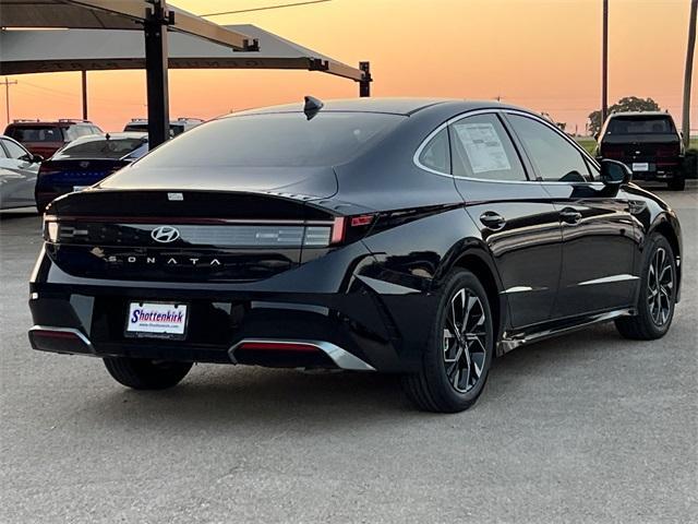 new 2024 Hyundai Sonata car, priced at $25,740