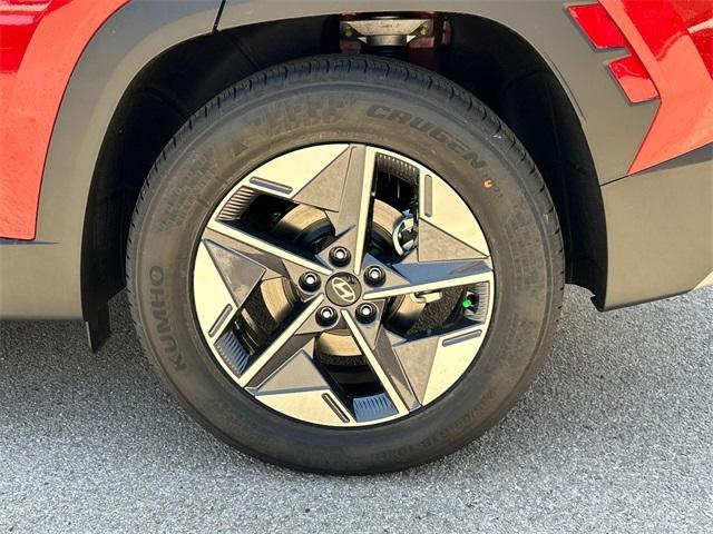 new 2025 Hyundai Tucson car, priced at $33,170