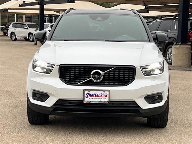 used 2021 Volvo XC40 car, priced at $26,925