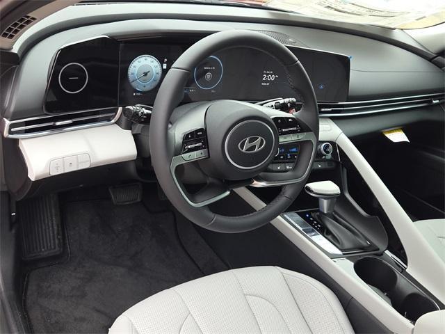 new 2025 Hyundai Elantra car, priced at $26,924