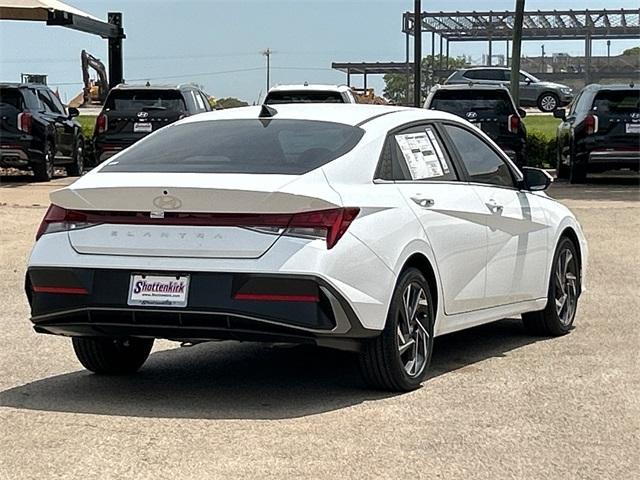 new 2025 Hyundai Elantra car, priced at $25,450