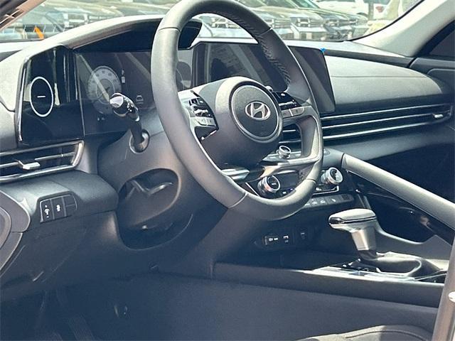 new 2025 Hyundai Elantra car, priced at $25,450