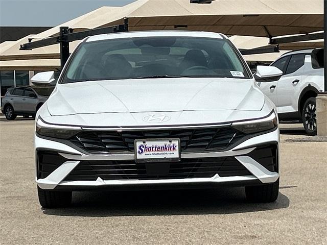 new 2025 Hyundai Elantra car, priced at $25,450