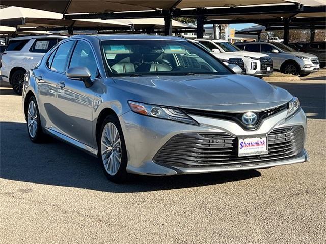 used 2018 Toyota Camry Hybrid car, priced at $18,135