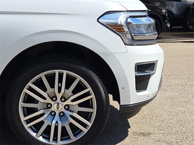 used 2022 Ford Expedition car, priced at $49,256