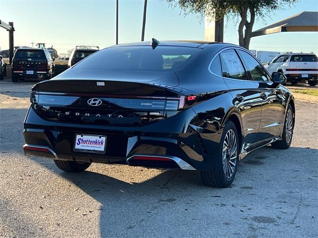 new 2025 Hyundai Sonata Hybrid car, priced at $38,617