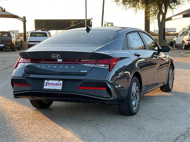 new 2025 Hyundai Elantra HEV car, priced at $26,334