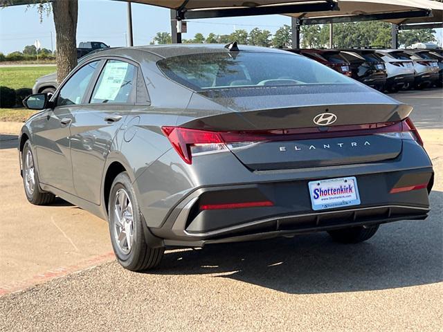 new 2024 Hyundai Elantra car, priced at $22,654