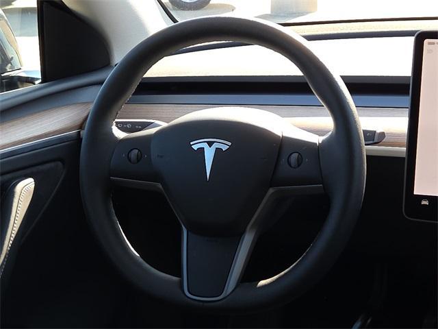 used 2025 Tesla Model Y car