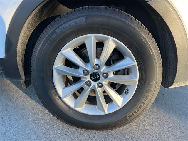 used 2019 Kia Sorento car, priced at $13,555