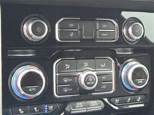 used 2024 GMC Yukon car, priced at $73,233