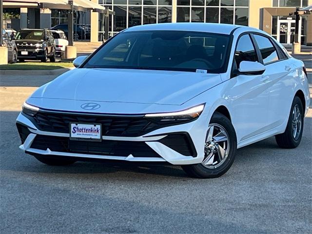 new 2024 Hyundai Elantra car, priced at $22,548