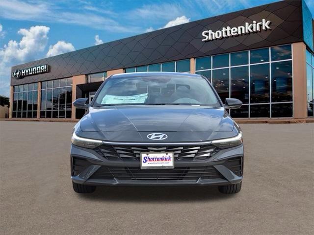 new 2025 Hyundai Elantra car, priced at $22,622