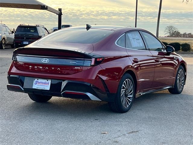 new 2025 Hyundai Sonata Hybrid car, priced at $38,882