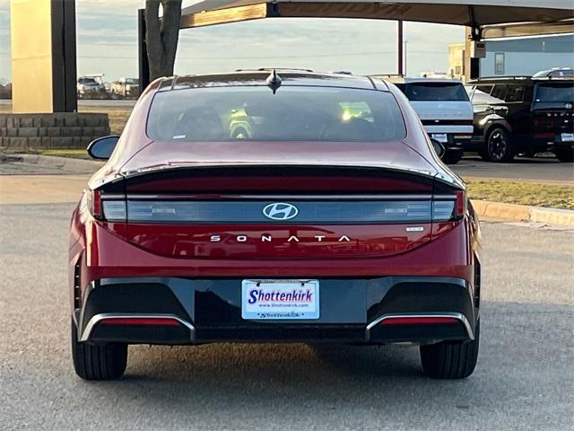 new 2025 Hyundai Sonata Hybrid car, priced at $38,882