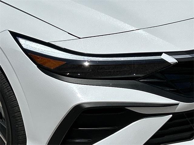 new 2025 Hyundai ELANTRA HEV car, priced at $27,814