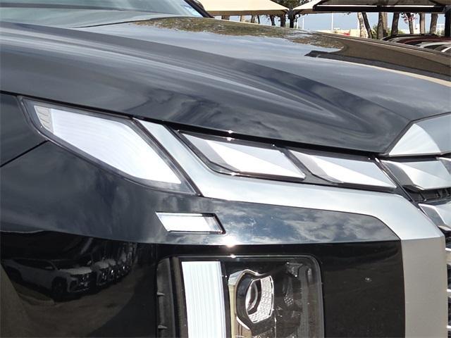 used 2025 Hyundai Palisade car, priced at $45,602