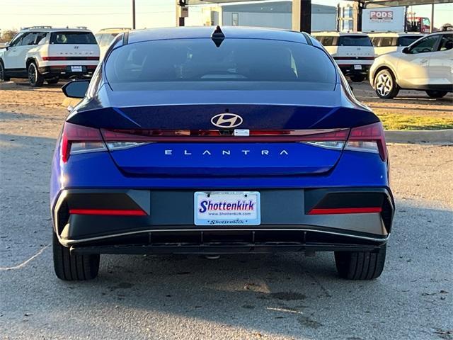 new 2025 Hyundai Elantra car, priced at $26,611