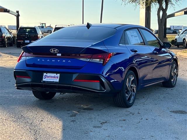 new 2025 Hyundai Elantra car, priced at $26,611