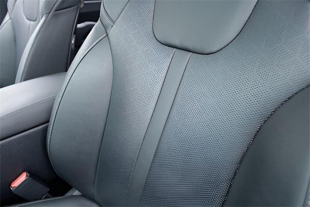used 2022 Kia Sorento car, priced at $28,690