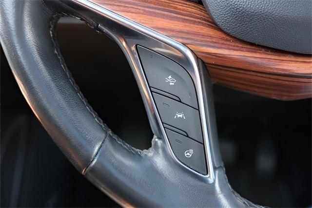 used 2020 Cadillac XT5 car, priced at $26,742