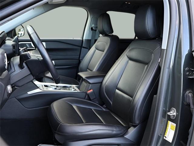 used 2022 Ford Explorer car, priced at $30,898