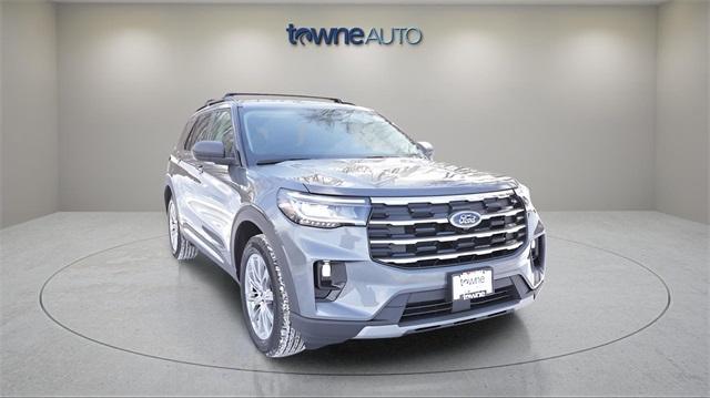 used 2025 Ford Explorer car, priced at $46,902