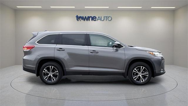 used 2019 Toyota Highlander car, priced at $31,444