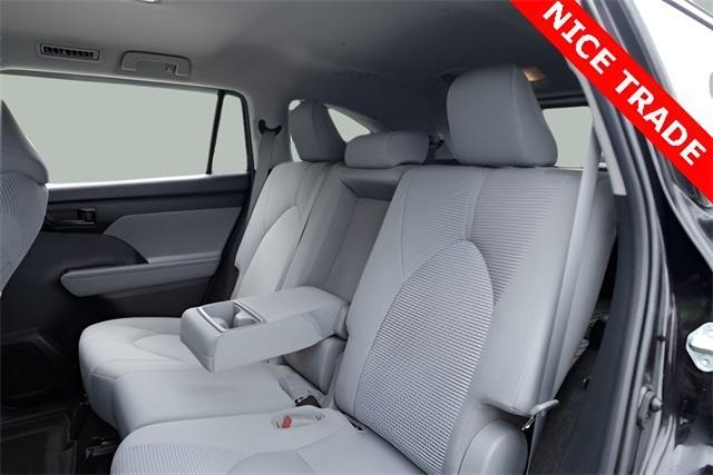 used 2020 Toyota Highlander car, priced at $25,555