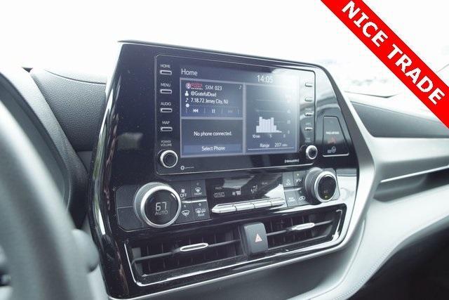 used 2020 Toyota Highlander car, priced at $25,555