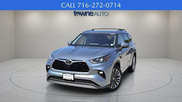 used 2020 Toyota Highlander car, priced at $29,972