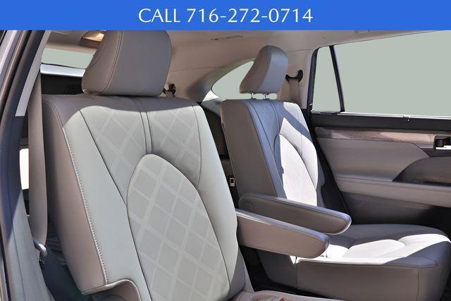 used 2020 Toyota Highlander car, priced at $29,972