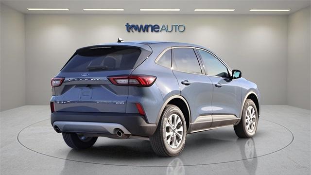 used 2025 Ford Escape car, priced at $29,995