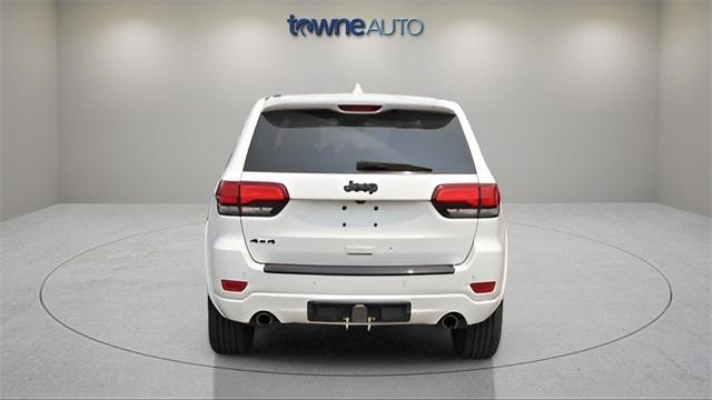 used 2015 Jeep Grand Cherokee car, priced at $17,658
